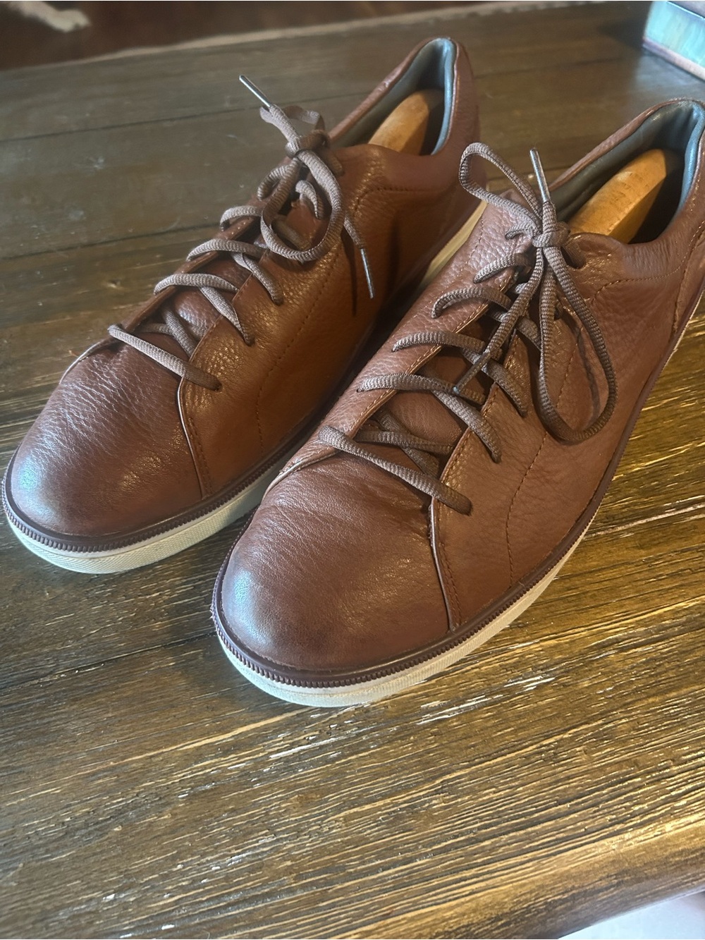 Johnston & Murphy Chestnut Brown Leather Casual Lace-Up Sneakers